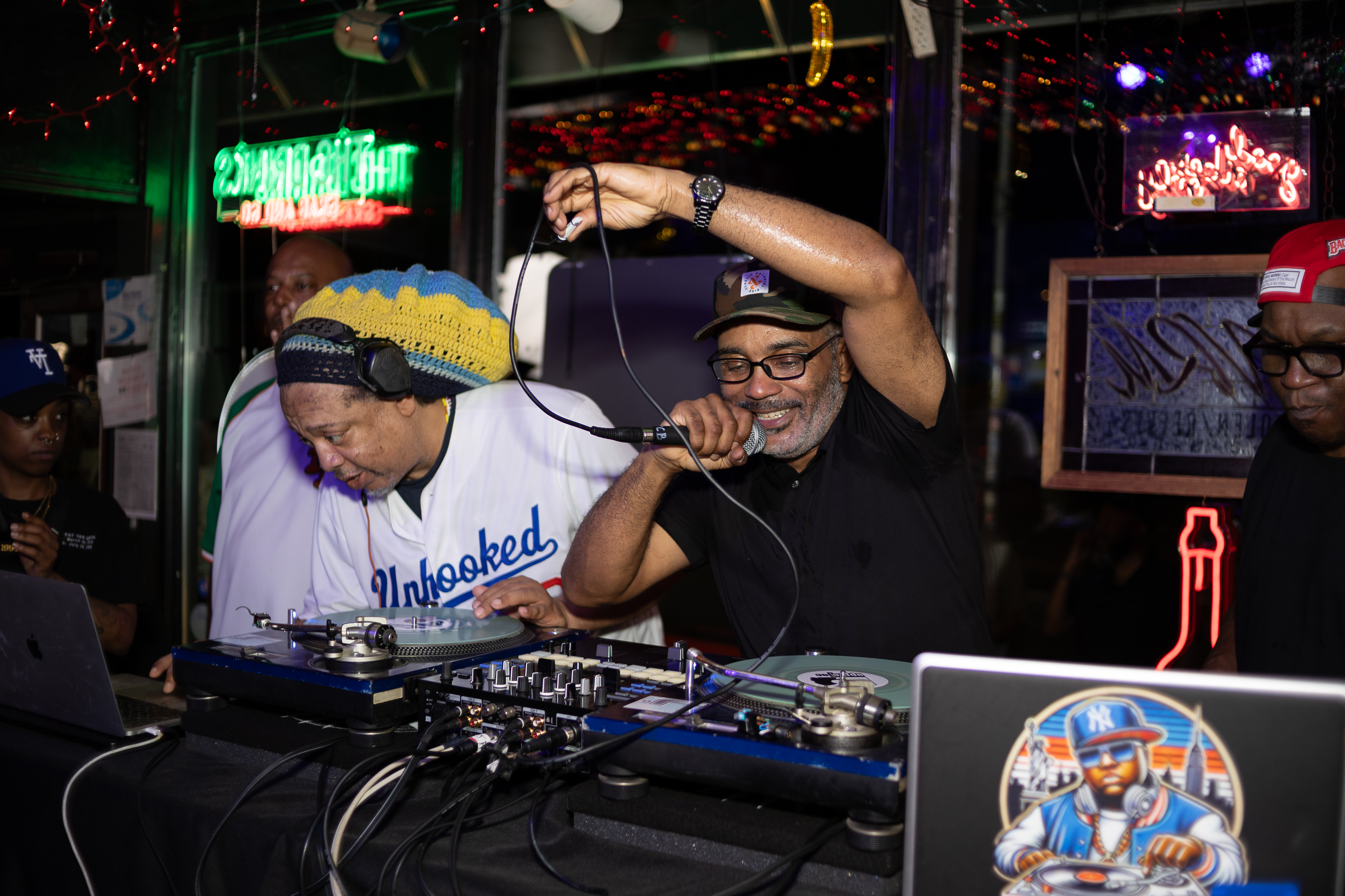Large Professor & DJ AppleJac